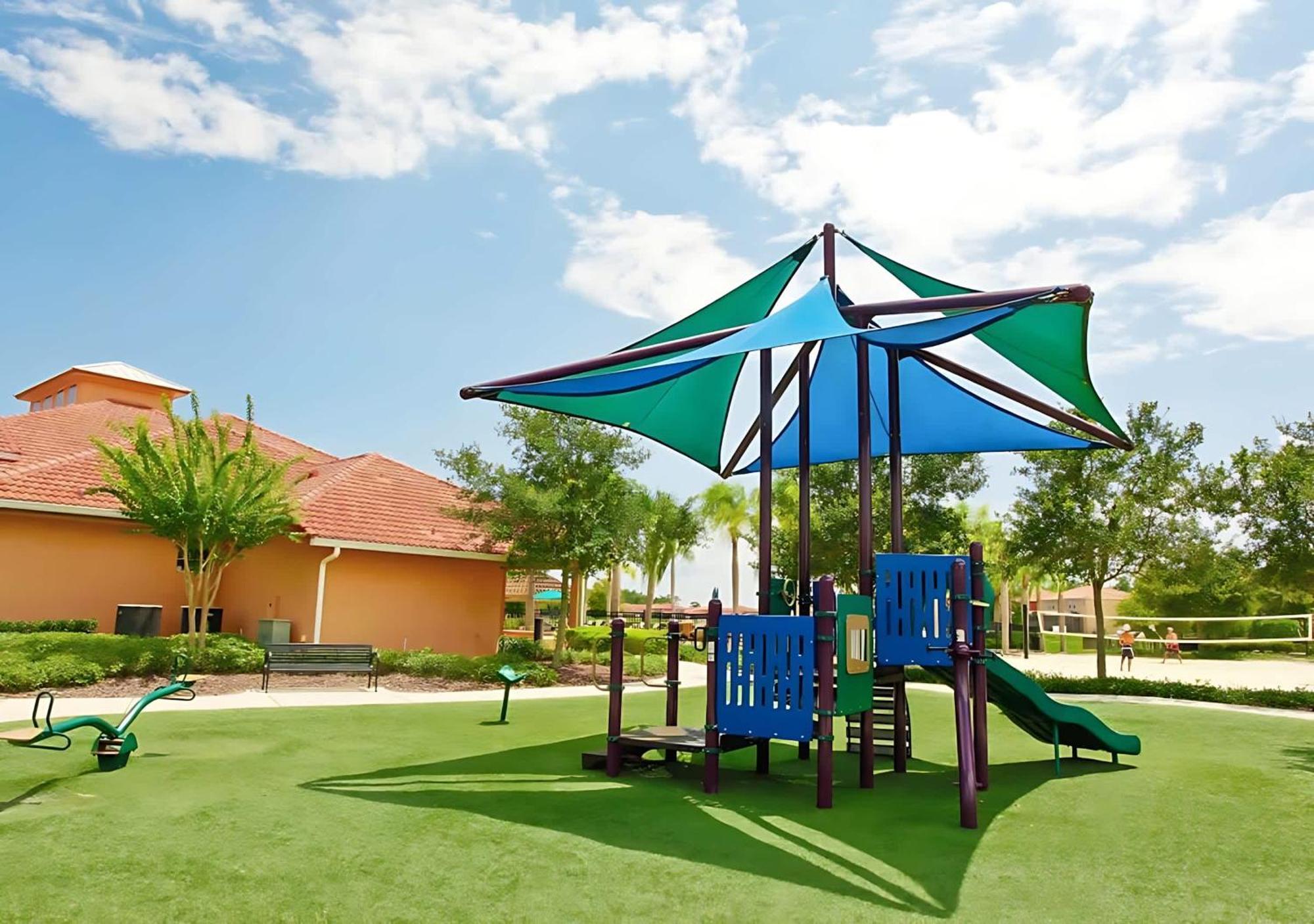 8Br Family Home With Pool And Hot Tub キシミー エクステリア 写真
