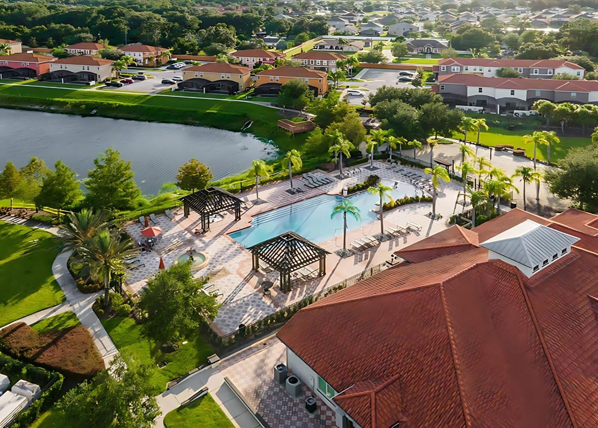 8Br Family Home With Pool And Hot Tub キシミー エクステリア 写真