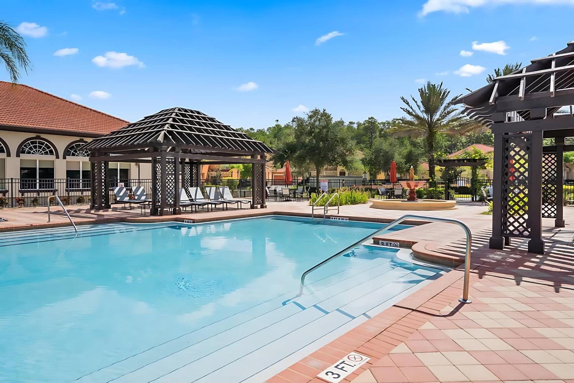 8Br Family Home With Pool And Hot Tub キシミー エクステリア 写真